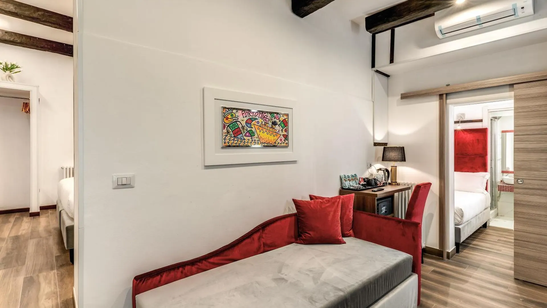 Piazza Di Spagna Comfort Rooms Ρώμη 3*,